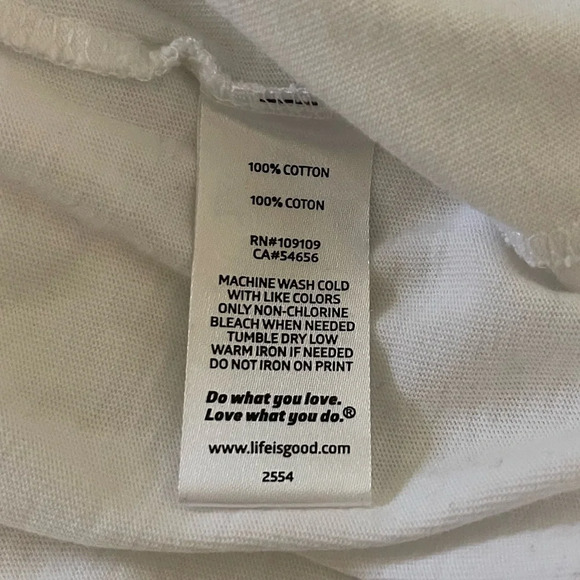 Women’s Life is Good white rose mountain w/birds short sleeve t-shirt XXL - Picture 4 of 4